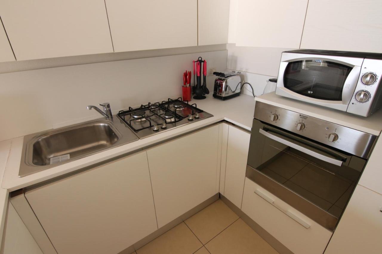 Charmante Apartament Lake Front Malcesine Exterior foto